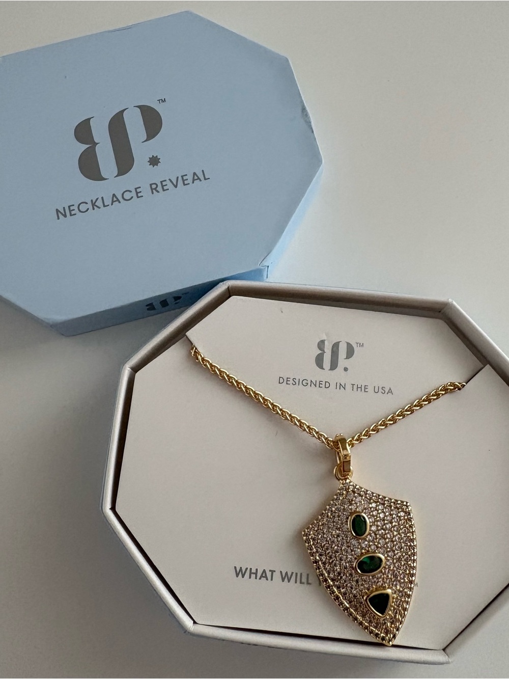 Bomb Party The Eloise Necklace NK45272 Emerald Gold Plating